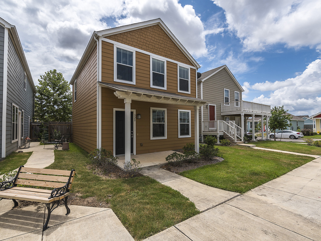 Property thumbnail image
