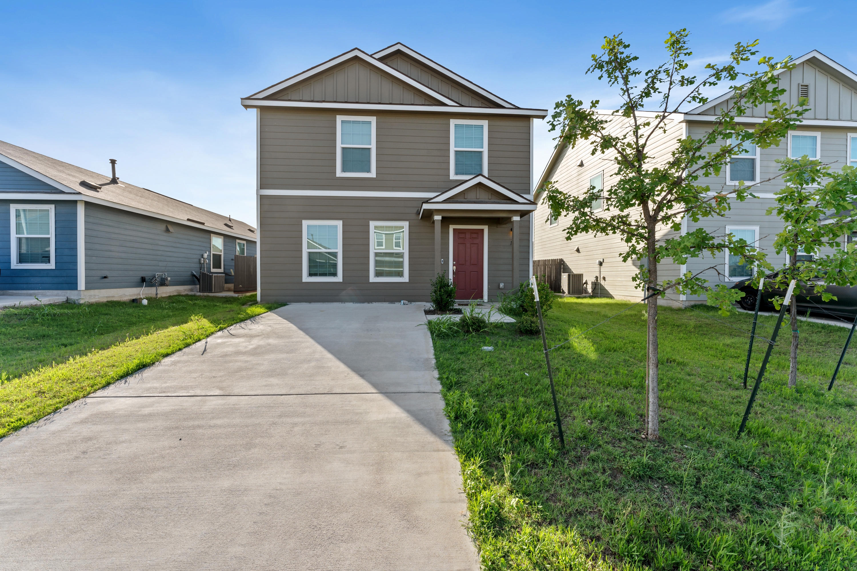 Property main image